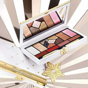 باليت Dior إصدار محدود مع ظلال عيون وأحمر خدود وأحمر شفاه بتصميم فاخر