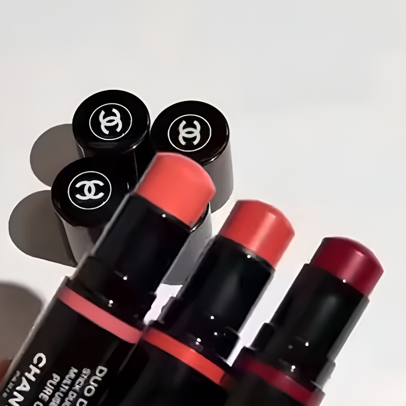 CHANEL Duo De Baumes Multi-Use Stick for a Radiant Glow.