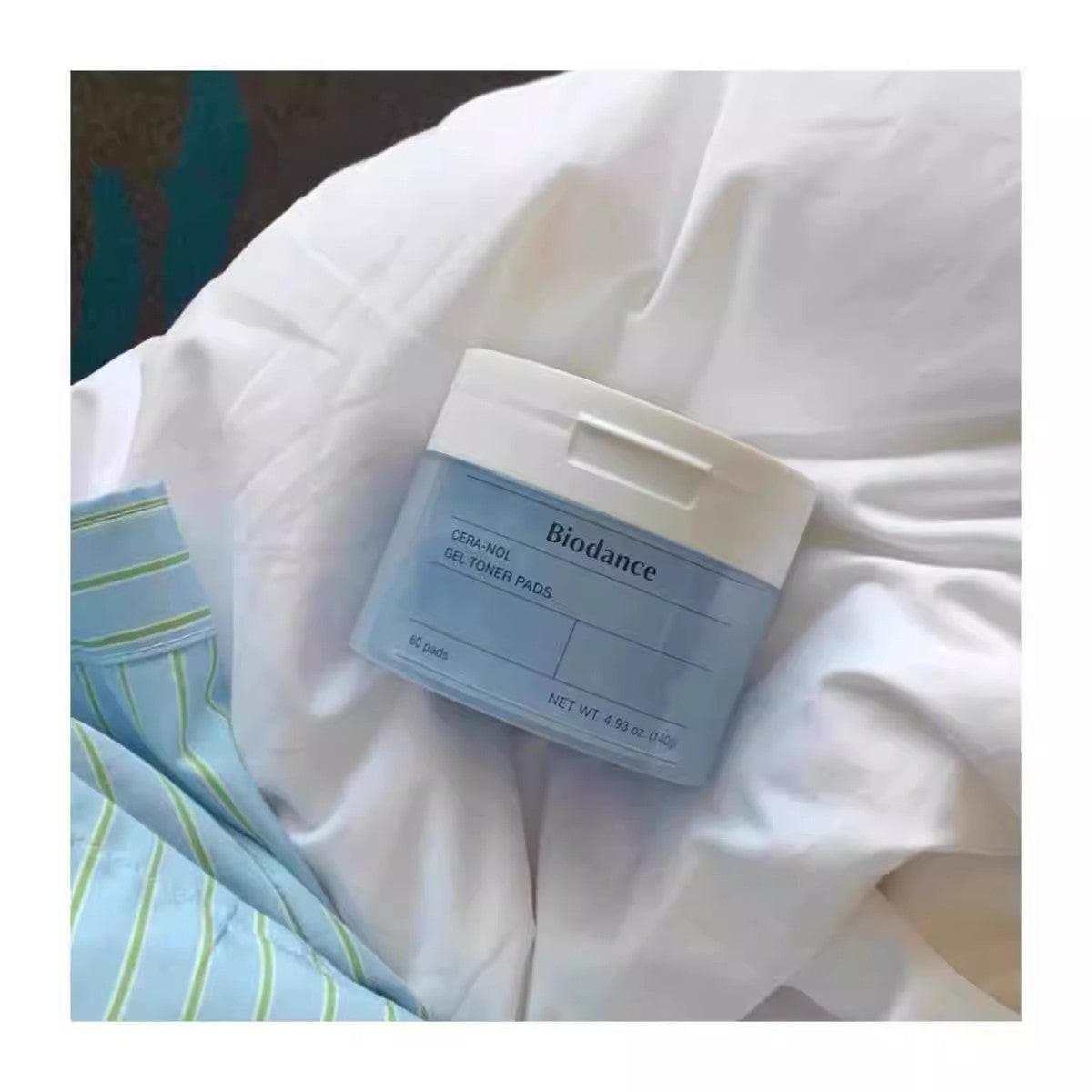 Korean Biodance Collagen Cotton Pads, Gel Moisturizing Serum, Apply to the face before makeup, moisturize, soothe and shrink pores.
