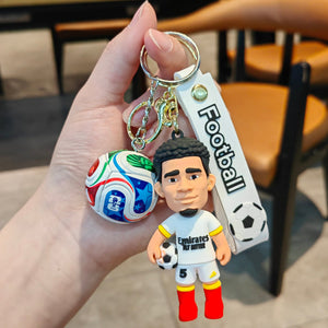 ميدالية مفاتيح Football بتصميم لاعبي كرة القدم المحترفين.