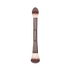 Professional Makeup Brushes Set – Premium Synthetic Fiber Brushes for Foundation, Powder, Eyeshadow & Contouring | Luxury Bronze Design with Ergonomic Handles.