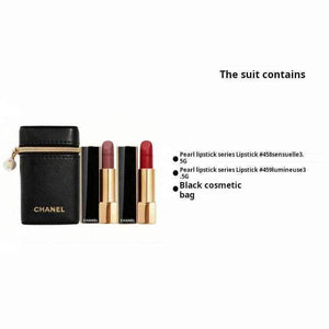 nfographic listing contents of CHANEL 2-piece lipstick and pouch set.