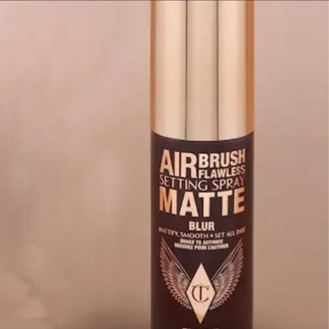 Charlotte Tilbury AIRbrush Flawless Setting Spray Matte Blu