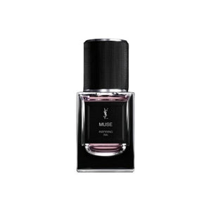 عطر سان لوران MUSE على خلفية سوداء