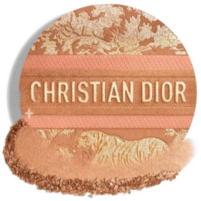 DIOR FOREVER Soft Bronzing Powder with a Luxurious Touch, Limited Edition.