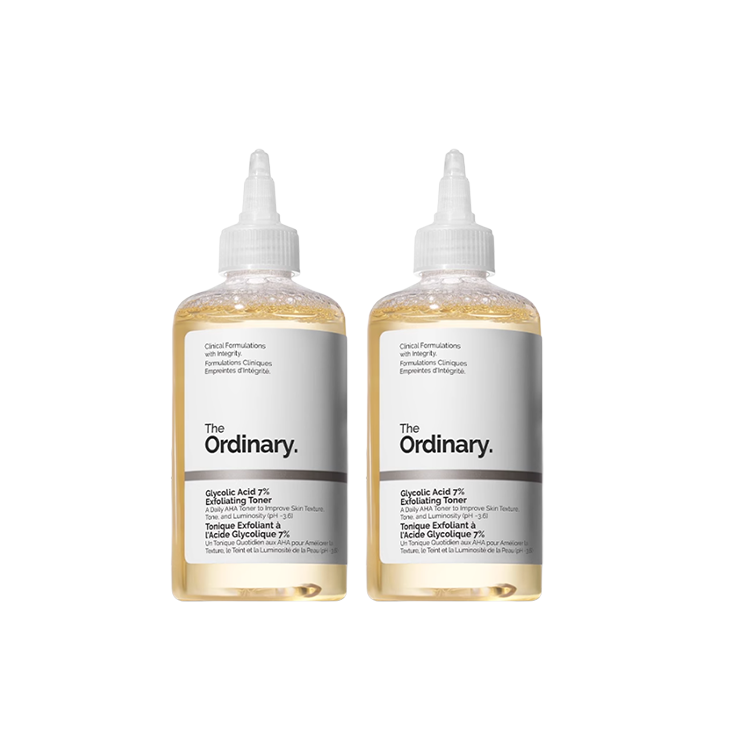 عبوتان من تونر جلايكوليك اسيد The Ordinary جنباً إلى جنب من الأمام
