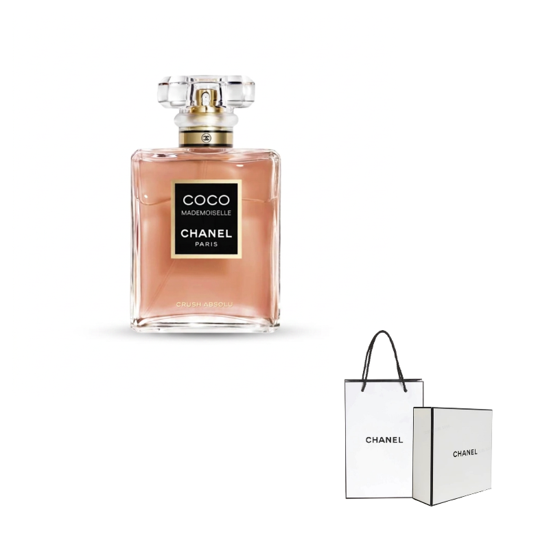 كيس هدايا أبيض بمقبض أسود يرافق عطر شانيل Miss Coco Heartbeat