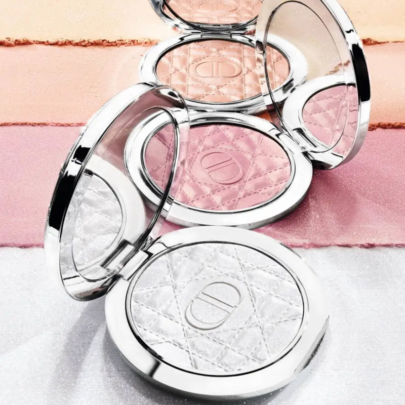 درجات هايلايتر بودرة Lock Makeup مفتوحة