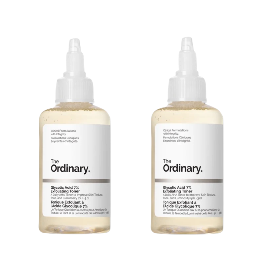 زوج من عبوات تونر The Ordinary المقشر بتركيز 7% في لقطة أمامية