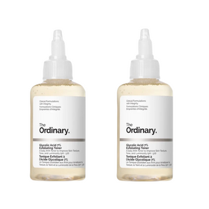 زوج من عبوات تونر The Ordinary المقشر بتركيز 7% في لقطة أمامية