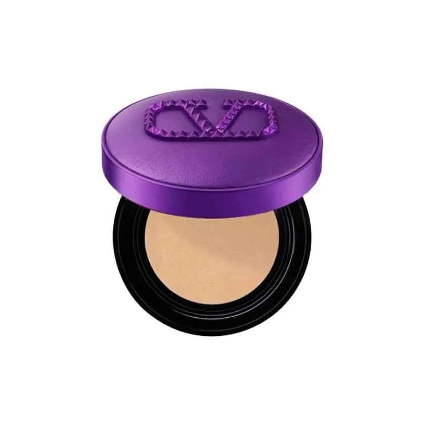 Valentino Beauty compact foundation cream in a purple case with smooth, natural coverage for radiant skin.