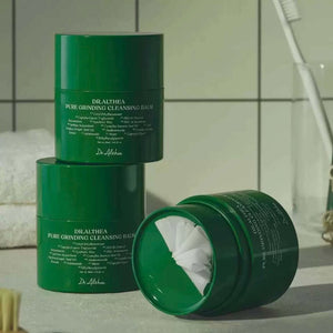Dr.Althea Green Tea Makeup Remover Deep cleanses and gently dissolves makeup, pores, dirt, and sensitive skin without irritation