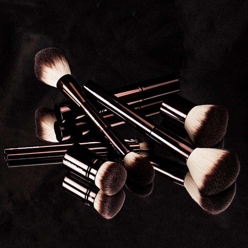Professional Makeup Brushes Set – Premium Synthetic Fiber Brushes for Foundation, Powder, Eyeshadow & Contouring | Luxury Bronze Design with Ergonomic Handles