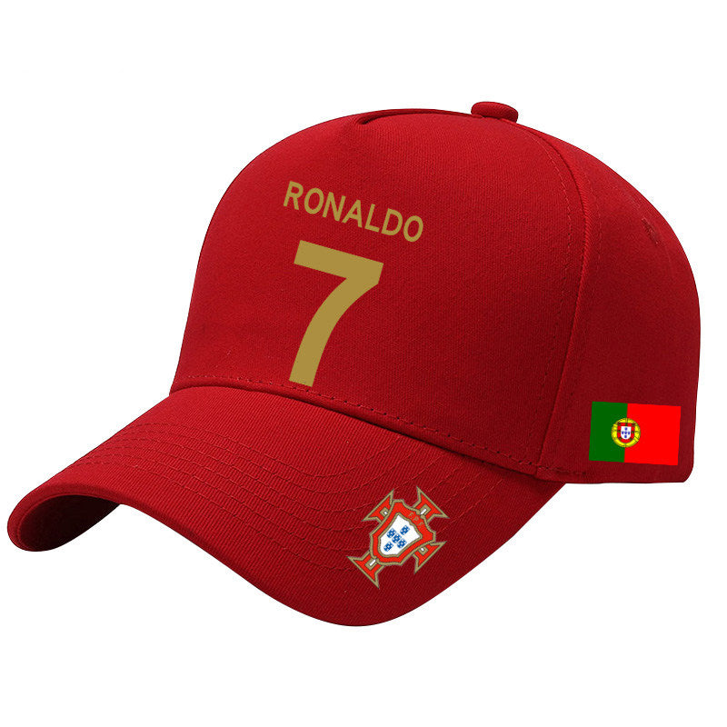 كاب Ronaldo رقم 7 بتصميم علم البرتغال متعدد الألوان.