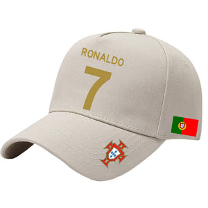 كاب Ronaldo رقم 7 بتصميم علم البرتغال متعدد الألوان.