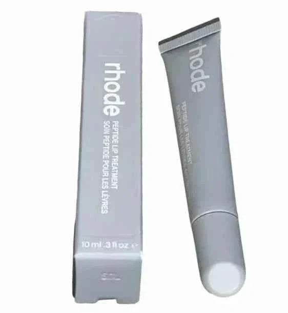 بلسم شفاه ملون من رود سكين هاييلي بترطيب عميق وحماية للشفتين في عبوة أنيقة