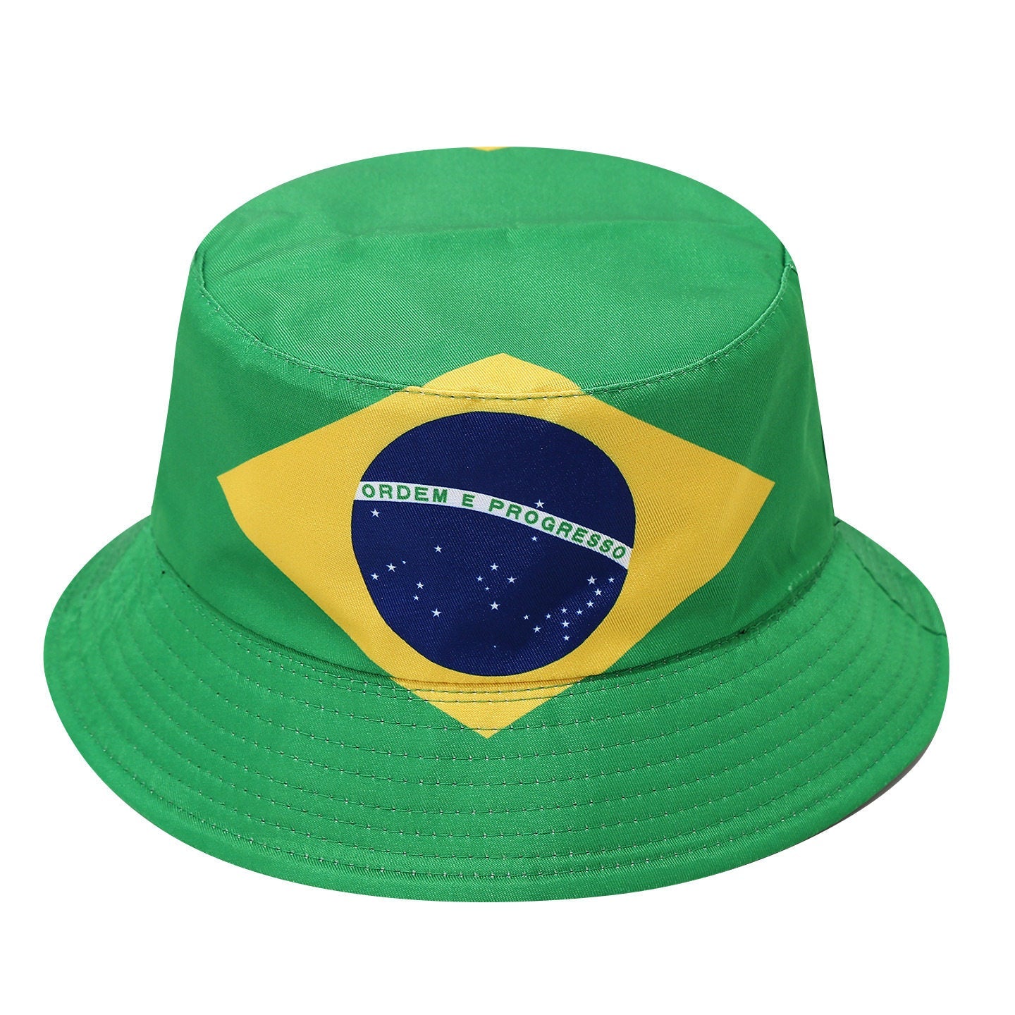 قبعة Bucket Hat بتصميم أعلام الدول لمشجعي كأس العالم.