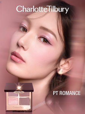 لقطة قريبة لمكياج العيون بظلال باليت Charlotte Tilbury الرباعية بدرجات وردية